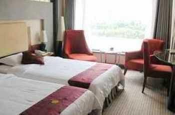 West Lake Yinfeng Hotel Lanzhou Bagian luar foto