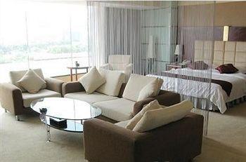 West Lake Yinfeng Hotel Lanzhou Bagian luar foto